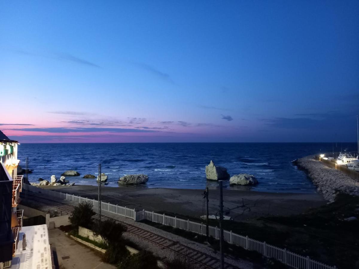 Amare Bed & Breakfast ローディ・ガルガーニコ エクステリア 写真